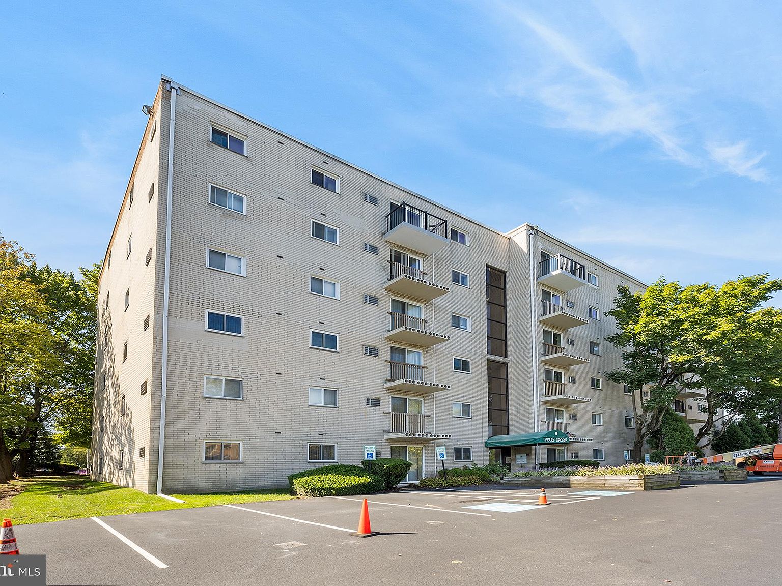 3421 W Chester Pike, Newtown Square, PA 19073 Zillow