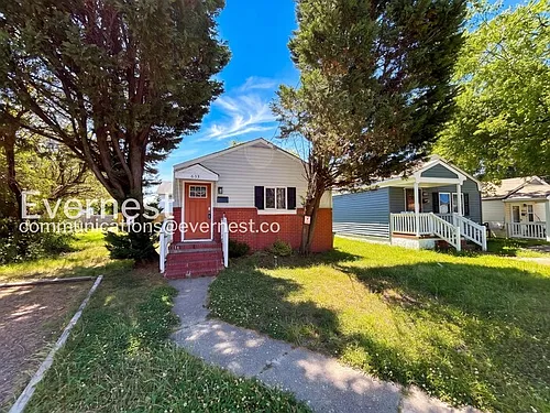 633 Hemlock Ave Photo 1