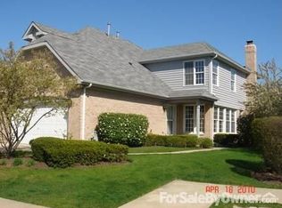 283 Benton Ln, Bloomingdale, IL 60108