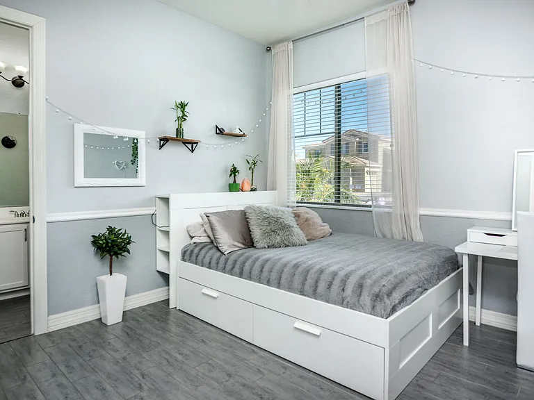 1230 E Canary Dr — Photo 23