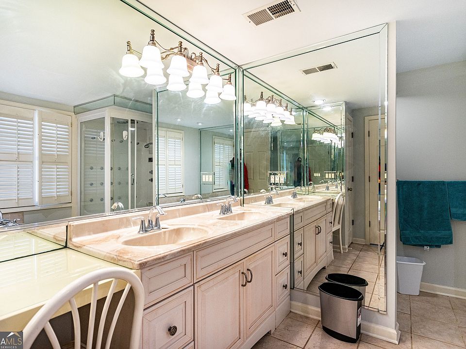 1305 Vernon St Lagrange GA Zillow