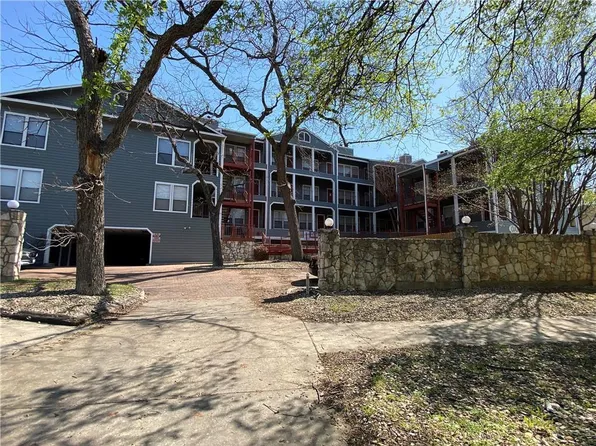 2901 San Jacinto Blvd APT 305, Austin, TX 78705