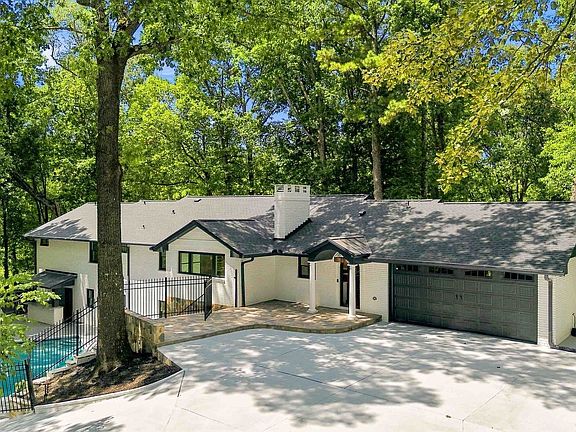 4th image of 510 River Valley Rd