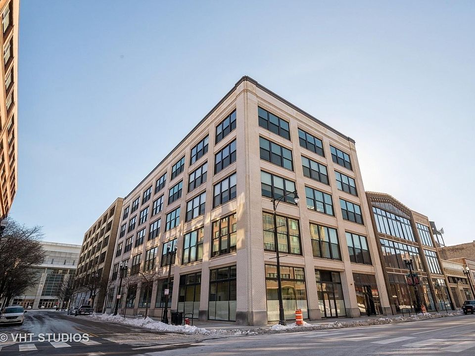 1st image of 2303 S Michigan Ave #7