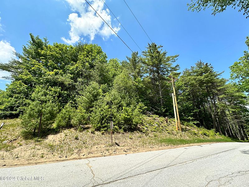 5th image of L45.13 Overlook Cemetery Road