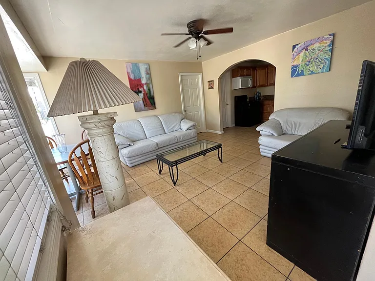 5809 Lindo Paseo #1-room B — Photo 13