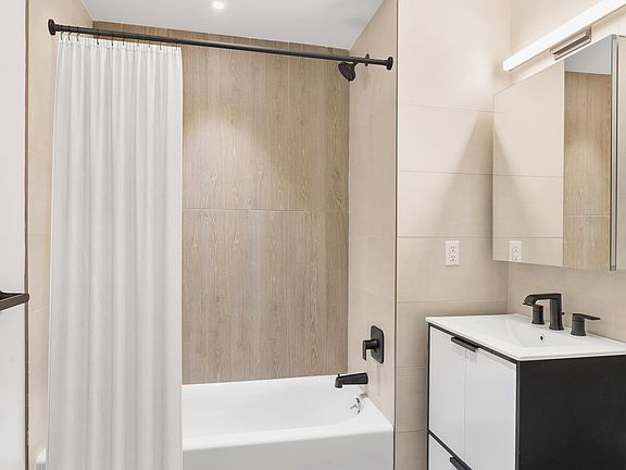 5th image of 2395 Palisade Ave Unit Penthouse 2