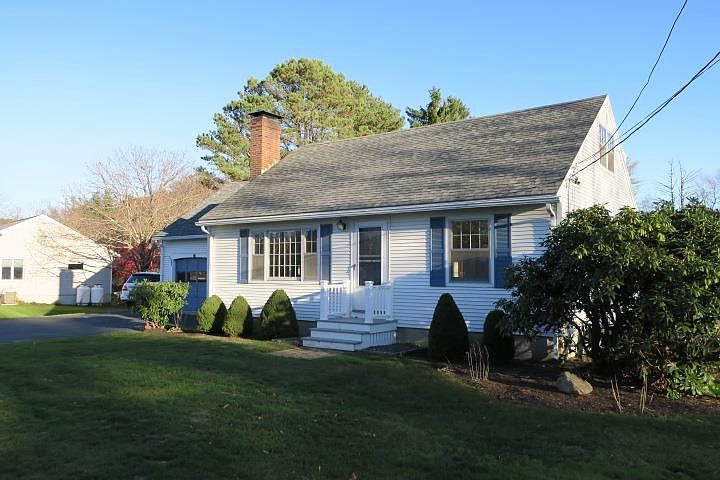 1st image of 524 Wallis Rd