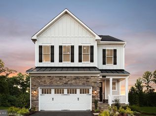 10256 Emerald Way, Fairfax, VA 22032