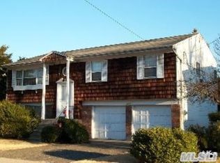 3273 Harold St, Oceanside, NY 11572