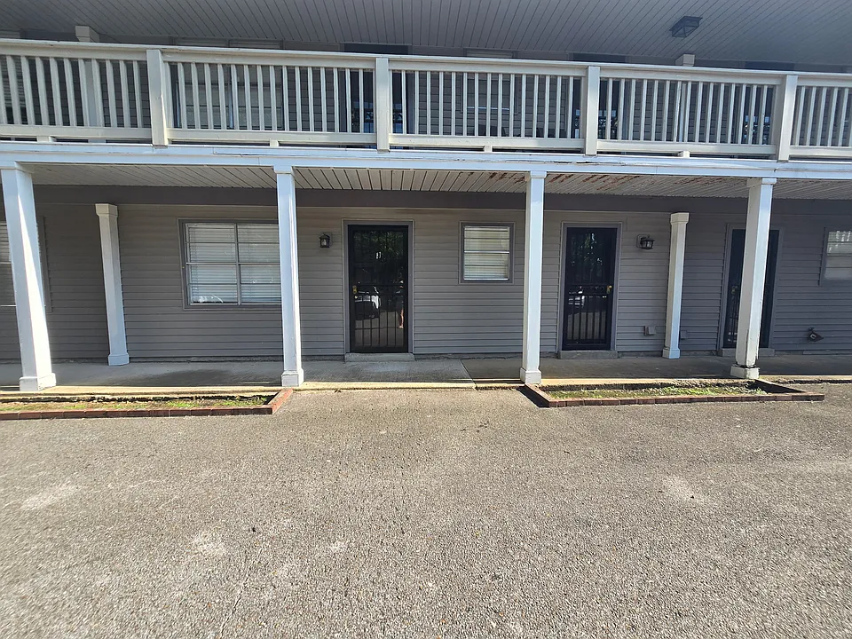 592 High Point Ter #3