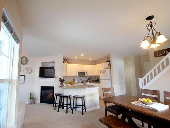 4th image of 814 Beauprez Ave