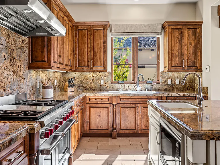 43 Mount San Jacinto Cir — Photo 17