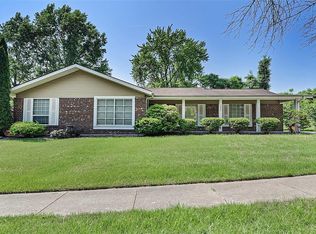 1848 Vista Ridge Ln, Saint Louis, MO 63138