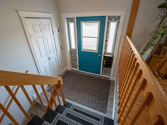 3rd image of 185 Cameron Rd