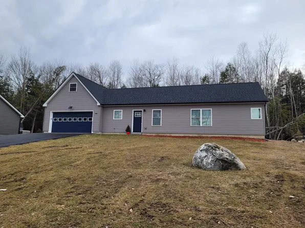 41 Woodstock Road, Oakland, ME 04963