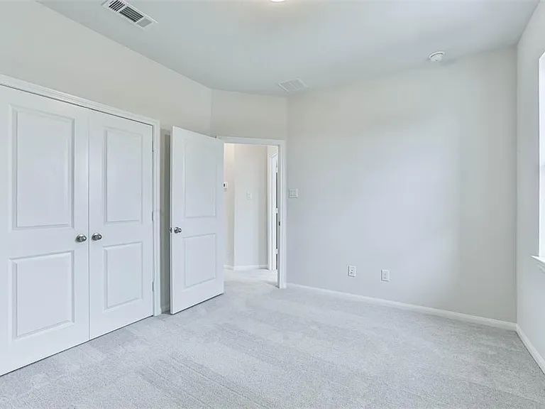 704 Ocean Palms Dr — Photo 30