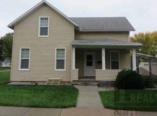 421 Nebraska St, Wayne, NE 68787