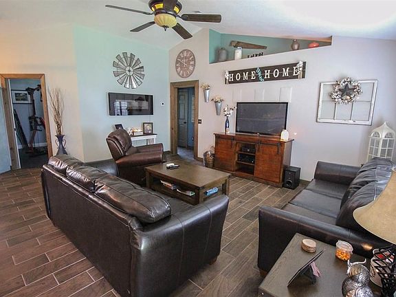 5th image of 2105 Jarrod Dr