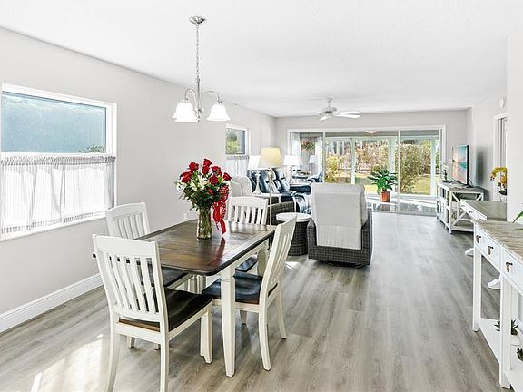 5th image of 600 MANATEE AVENUE #116