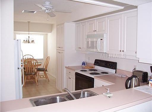 4th image of 5800 Sabal Trace Dr #306-3
