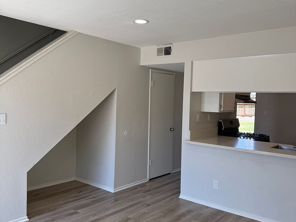 1st image of 9905 El Camino Real #13