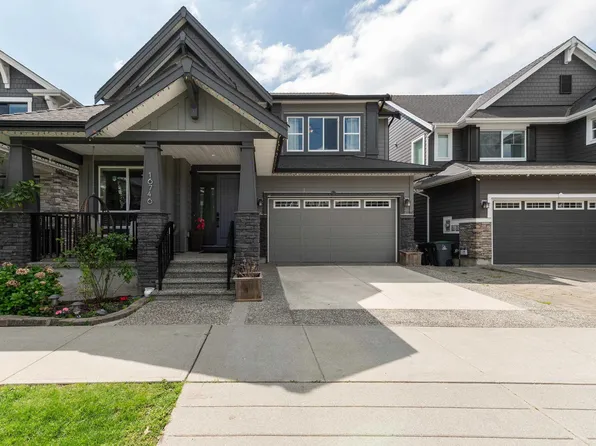 16746 18th Ave, Surrey, BC V3Z 0T3