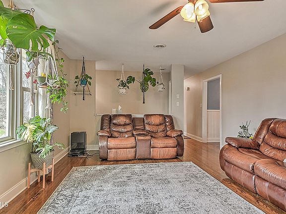 5th image of 155 Santa Monica Rd