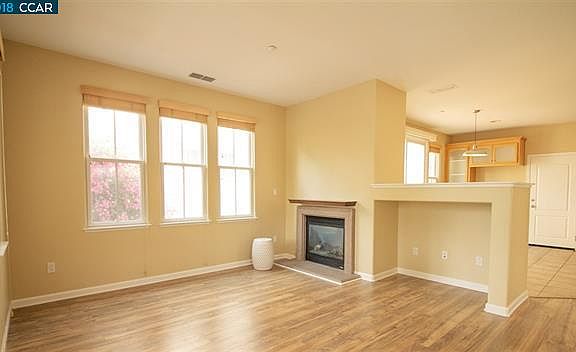 5th image of 1114 Avocet Dr