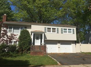 75 Cook St, Clark, NJ 07066