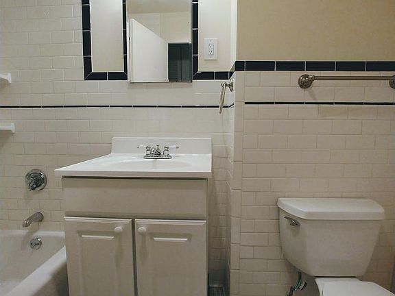 5th image of 100 Monmouth St #502A