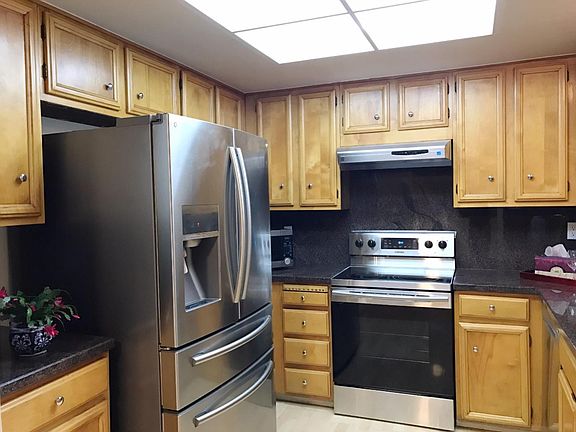5th image of 10251 Miller Ave
