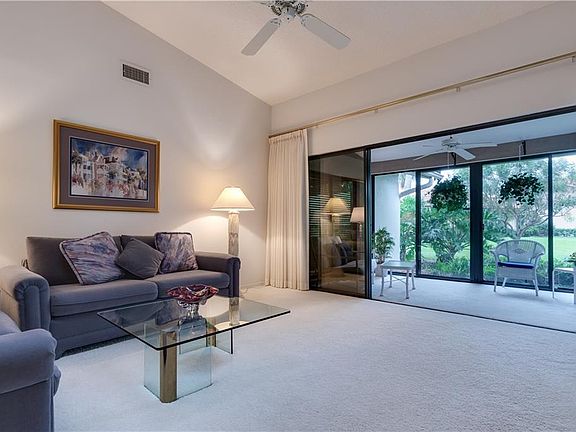 3rd image of 5933 Wilshire Blvd #125