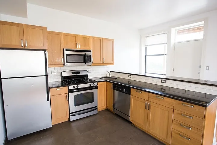 5355-5361 S. Cottage Grove Avenue — Photo 50