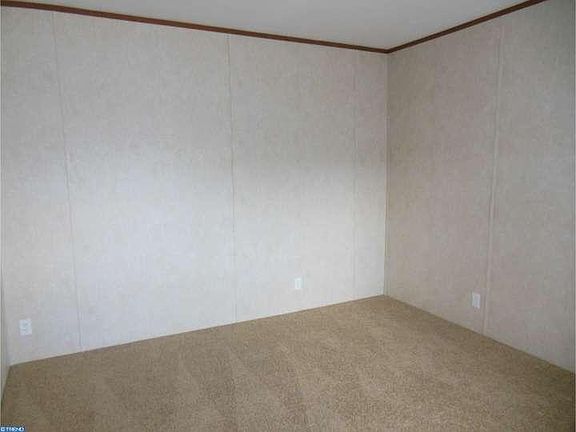 3rd image of 304 James Dr