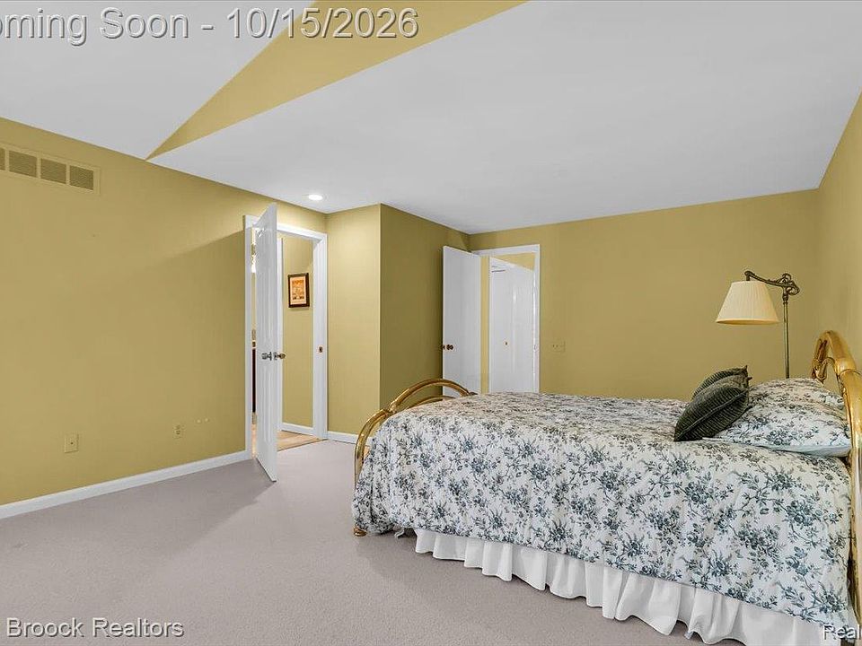 1168 Glenpointe Ct, photo 21