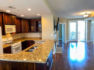 718 W Trade St Unit 801, Charlotte, NC 28202