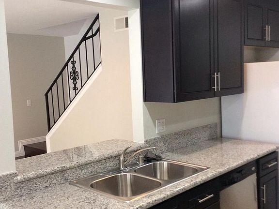 5th image of 1134 Landsburn Cir