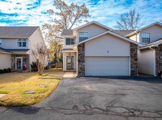 5 Fairway Woods Cir, Maumelle, AR 72113