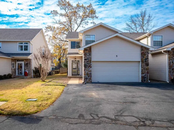 5 Fairway Woods Cir, Maumelle, AR 72113
