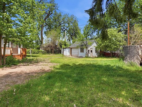 4th image of 1830 Sun Valley Dr