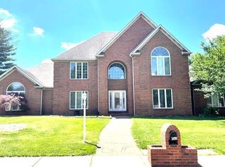 3099 Trailwood Dr, Newburgh, IN 47630