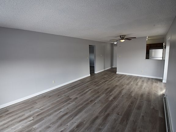 5th image of 4225 Loomis Ave #4