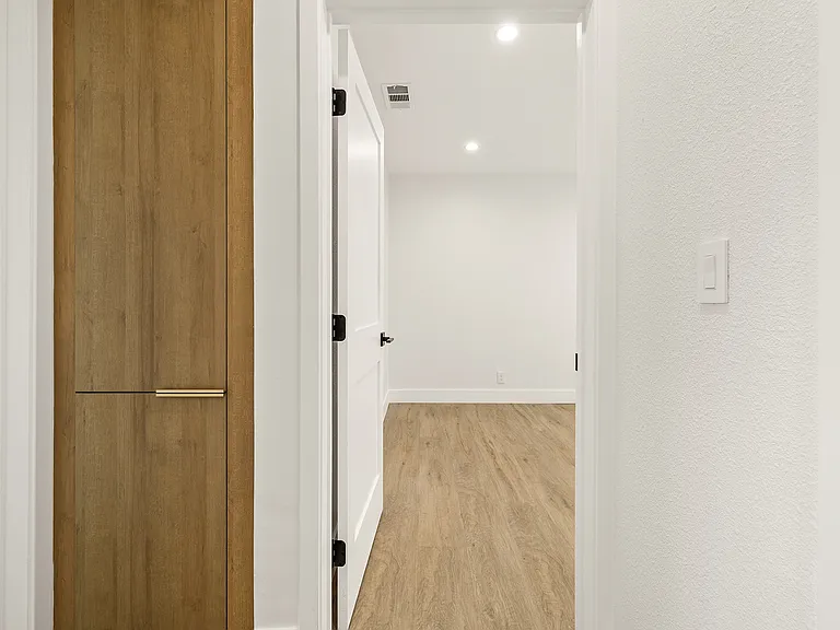 7836 Claybeck Ave — Photo 11