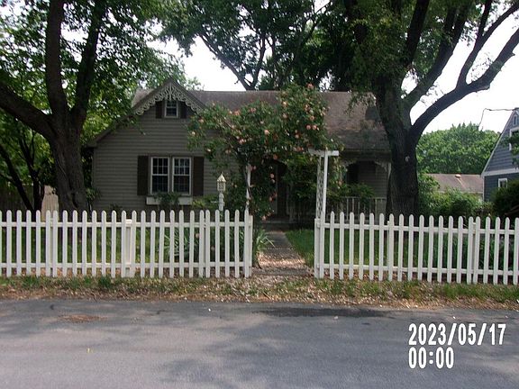 4th image of 125 Greenmount Ave