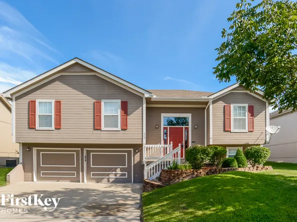 720 NE 107th St, Kansas City, MO 64155