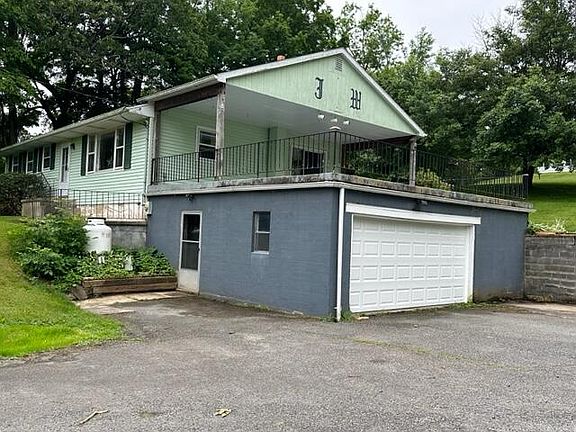 3rd image of 51 Woodzell Ln