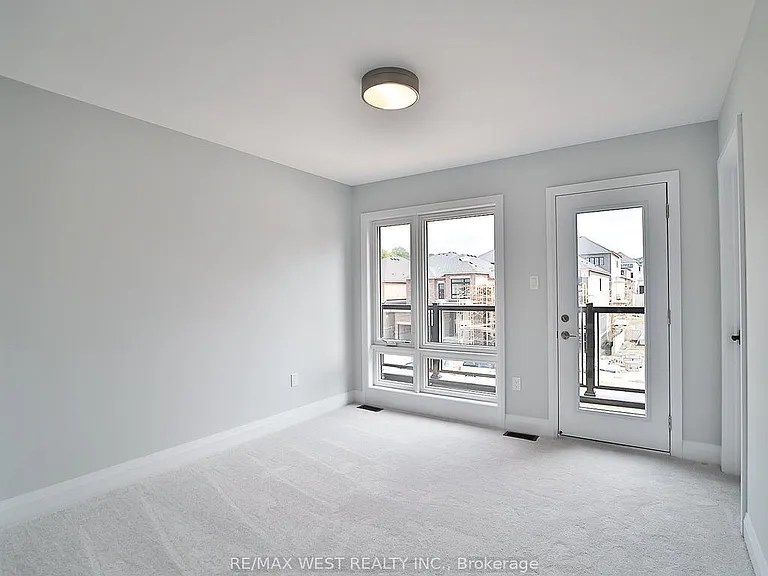 14 Periwinkle Rd E — Photo 20