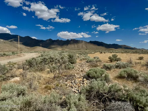 17180 Windsor Ln, Lovelock, NV 89419