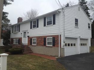 650 Randolph Ave, Milton, MA 02186